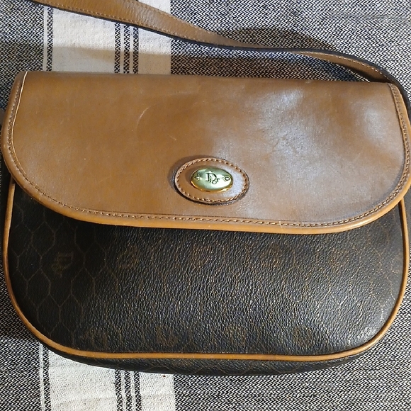 Authentic Christian ADior - Picture 1 of 16